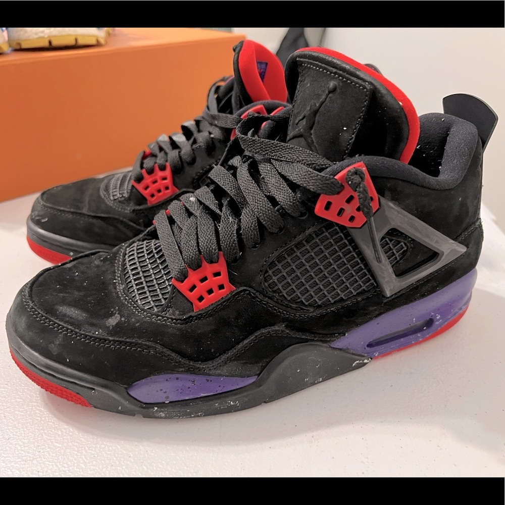 Jordan 4 Retro Raptors (2018) Black/Court Purple-University Red - size 8